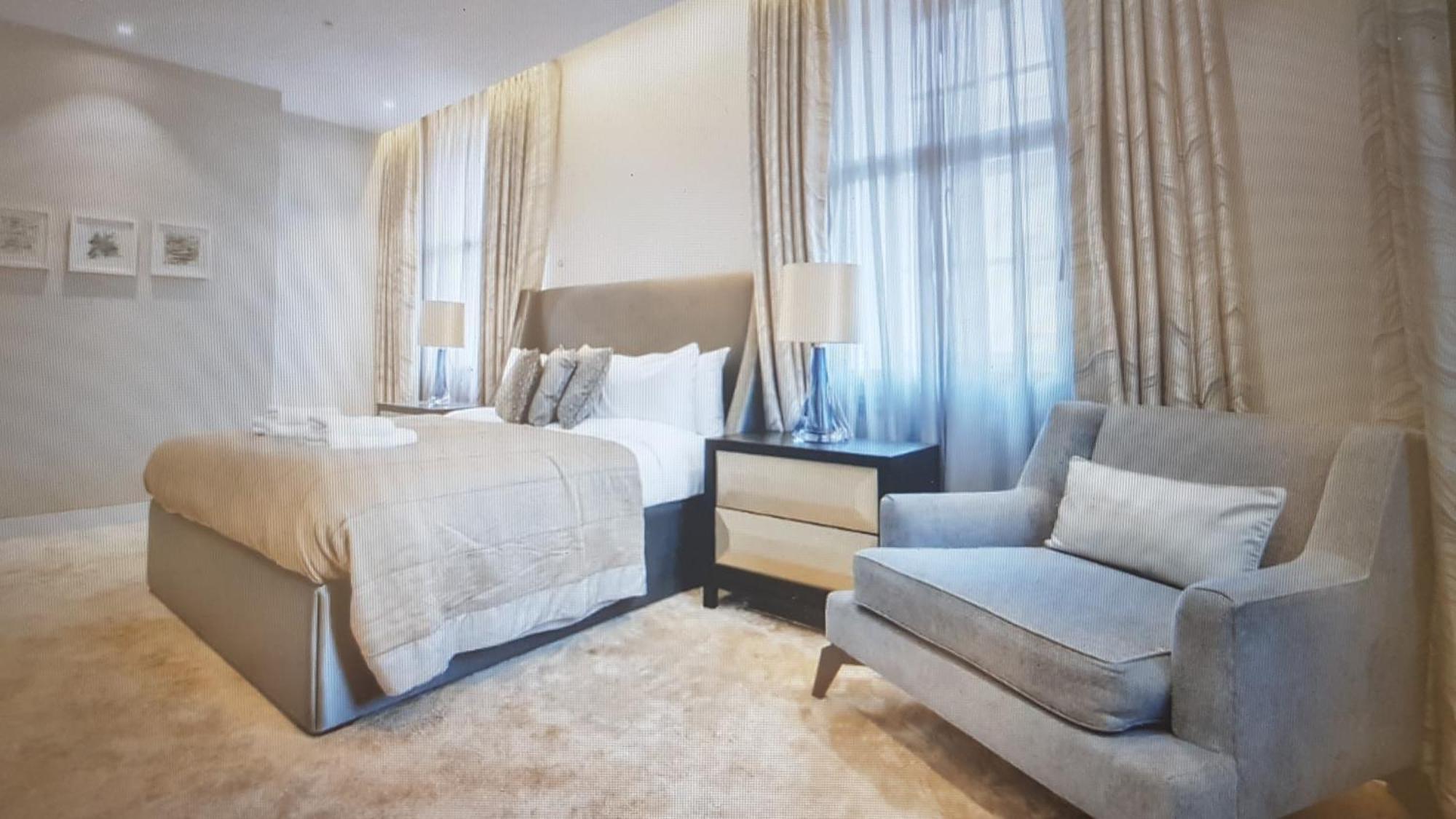 Elegant & Cozy In Kensington Guest house *