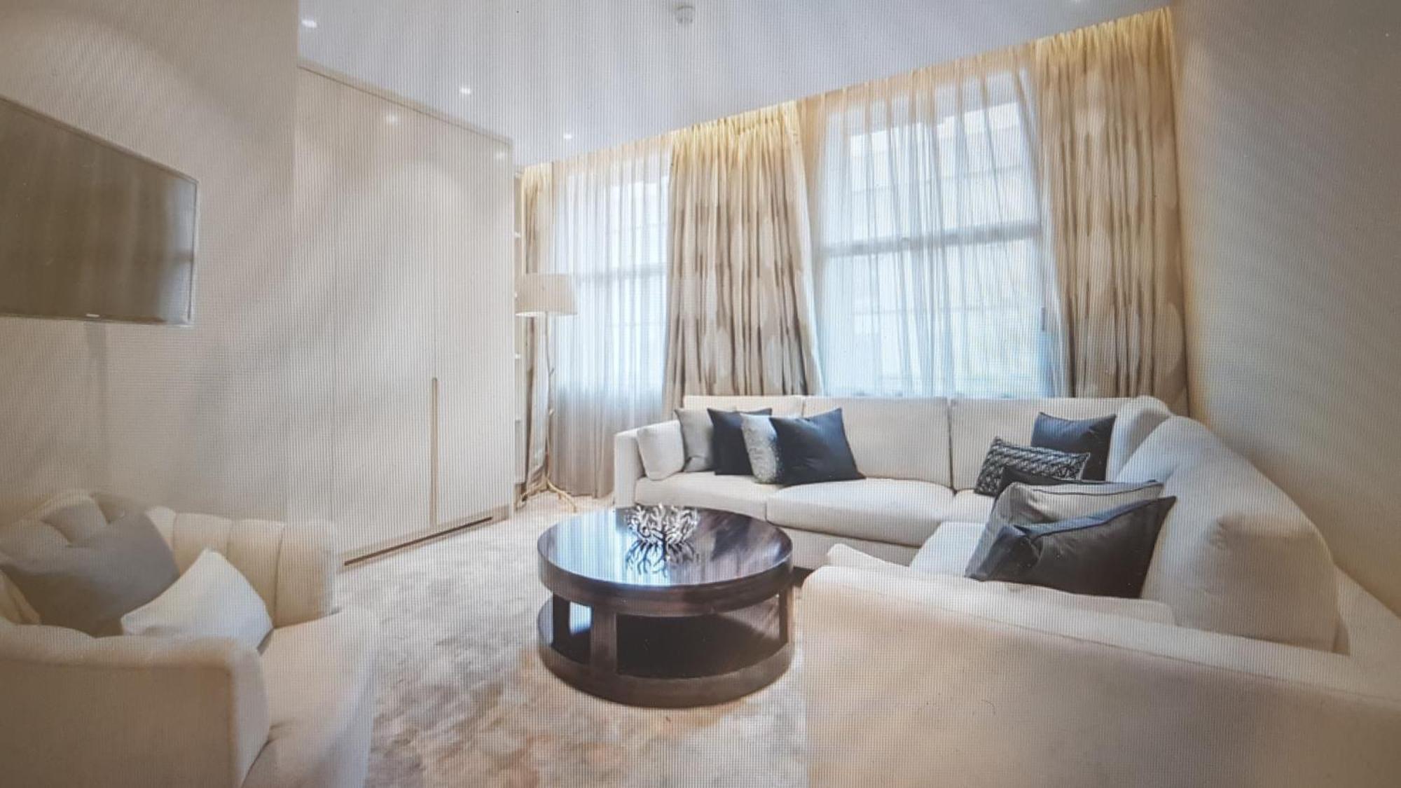 Elegant & Cozy In Kensington *